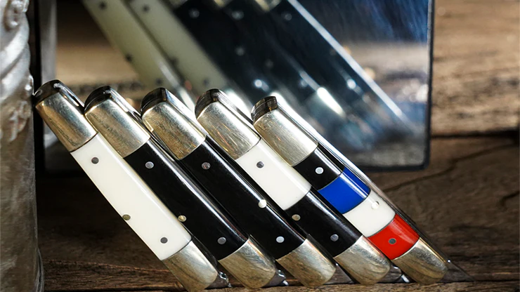 Chroma Color-Changing Knives Set by TCC Magic - Image 4