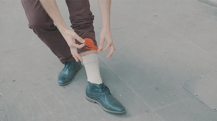 CYCLIC RING (Black Gimmick and Online Instructions) by Rodrigo Romano - Trick - Image 3