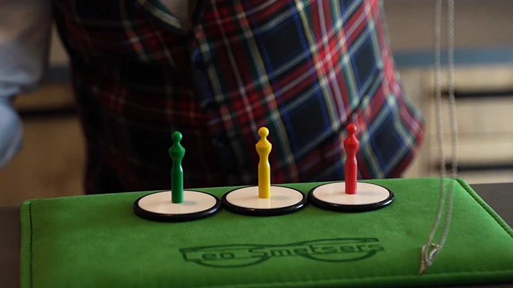 Double Down (Gimmicks and Online Instructions) by Leo Smetsers - Trick - Image 2