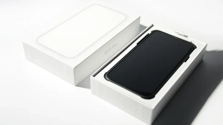 Hanson Chien Presents SiriX Pro by Mariano Goni & Mago Murphy - Image 3