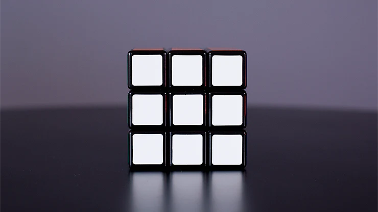 RD Regular Cube by Henry Harrius - Trick - Image 3