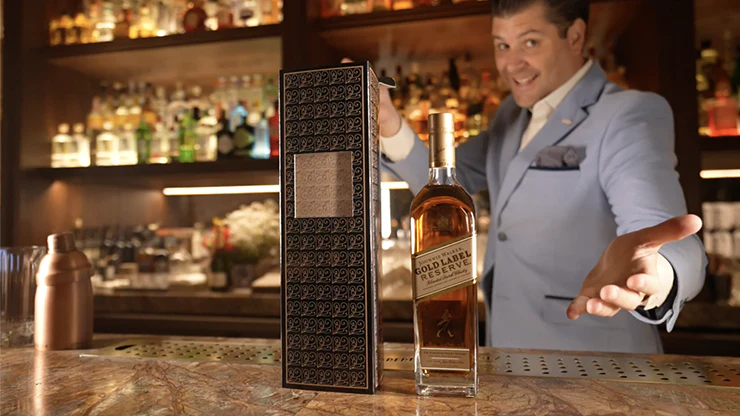 The Appearing Bottle by George Iglesias & Twister Magic - Trick - Image 2