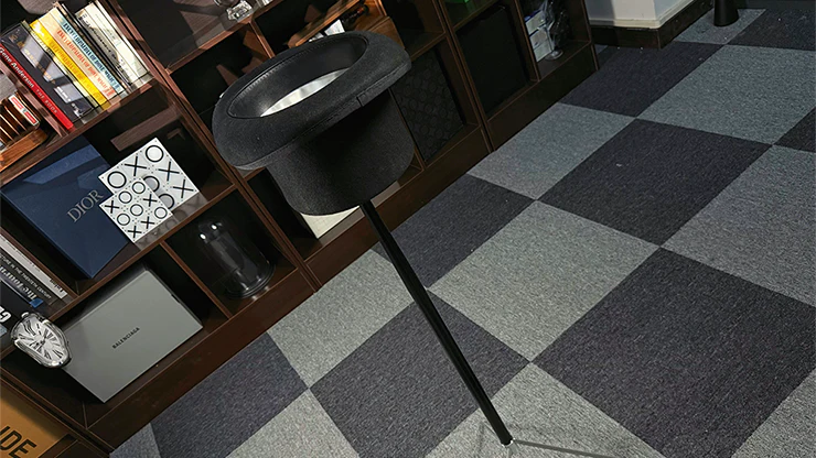 The Cane Table (Top Hat) by Junjie Li, Bond Lee & MS Magic - Image 2