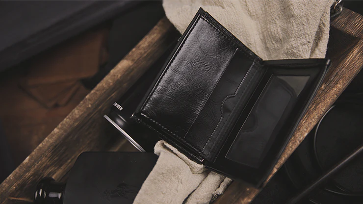 Z Fold Wallet (locking)2.0 by TCC - Trick - Image 2